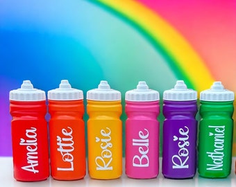 Personalised - Any Name - Kids No Spill Leak Free 500ml Water / Drinks Bottle - Ideal Gift for School, Nursery - DA5022