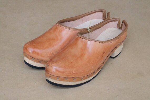 etsy wooden clogs