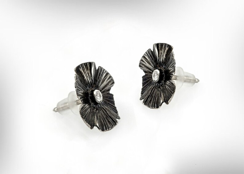 Oxidized silver jewelry Gemstone gift Jewelry sale Ring with Cubic zirconia Personalized jewelry Black silver ring Floral jewelry set