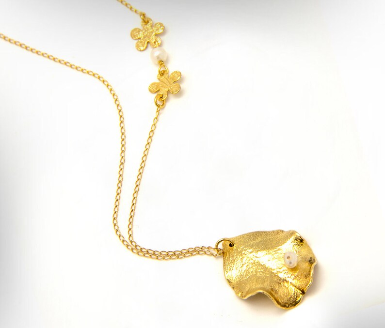 Girlfriend Necklace. Birthday Present Natural leaf Jewelry Gold Leaf Pendant Necklace Delicate Necklace Gift Gold plated Real Leaf