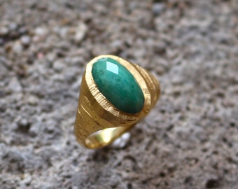 Green stone vermeil ring
