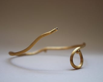 Bracelet en or avec pierres naturelles: préhnite et topaze