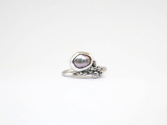 Baroque Pearl Ring Pearl Ring Gold Ring Gold Ring Hammered Ring White Pearl Ring Pearl Jewelry Pearl Engagement
