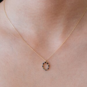 Monograma O, alfabeto, collar inicial, collar de letras 925 oro de plata de ley /ROSEGOLD / plata chapada con zirconia cúbica negra