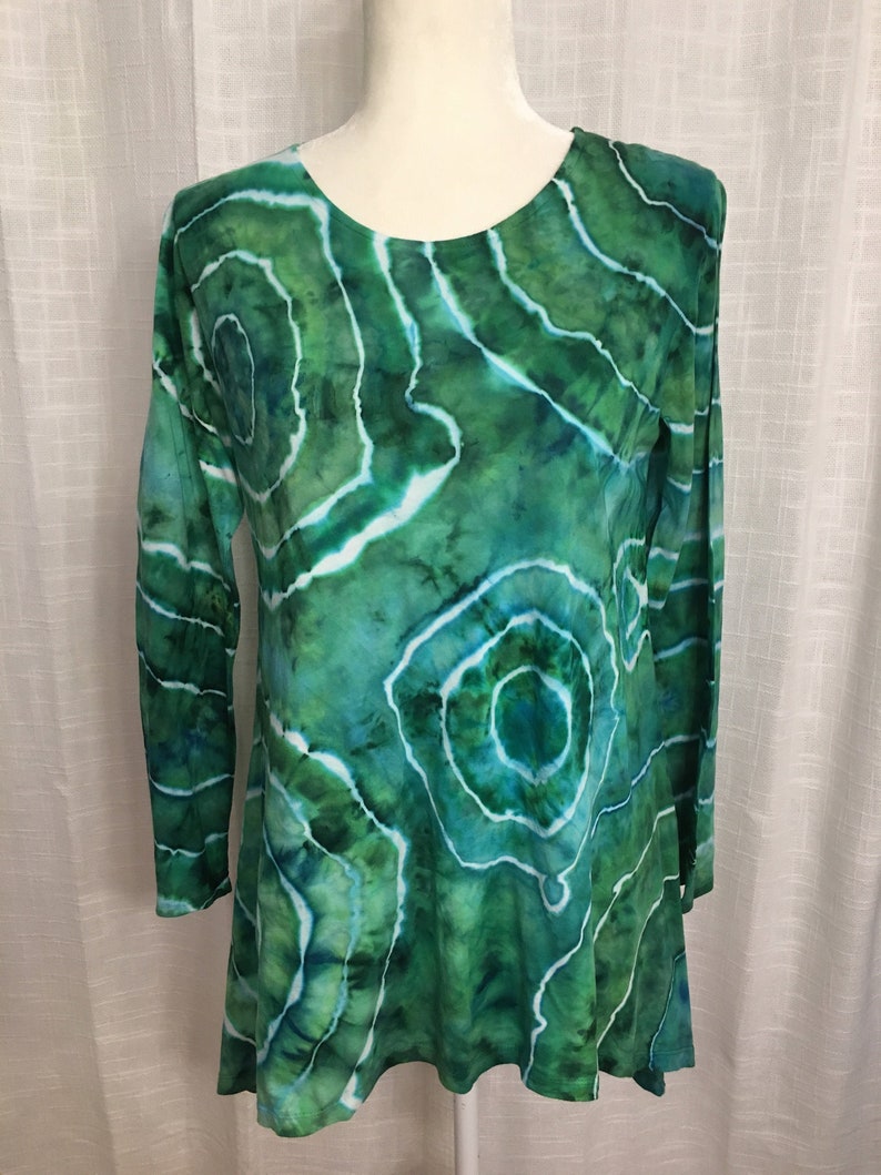 long sleeve tunic ice dyed in mermaid/'s dream blue and green geode design in U.S Women/'s S M L XL 2X 3X Plus Sizes Women/'s Tunic Top