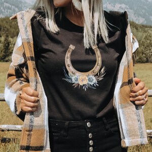 Horseshoe | Graphic Jersey Short Sleeve Tee for Women, Cute Western Graphic TShirt, Cowgirl Shirt, Horseshoe Flower TShirt