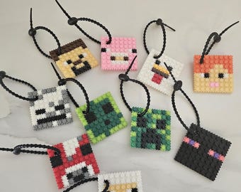 Kits de manualidades de Minecraft para hacer tú mismo: crea tus propios llaveros de personajes de Minecraft. Recuerdos de cumpleaños. Regalo de Minecraft.