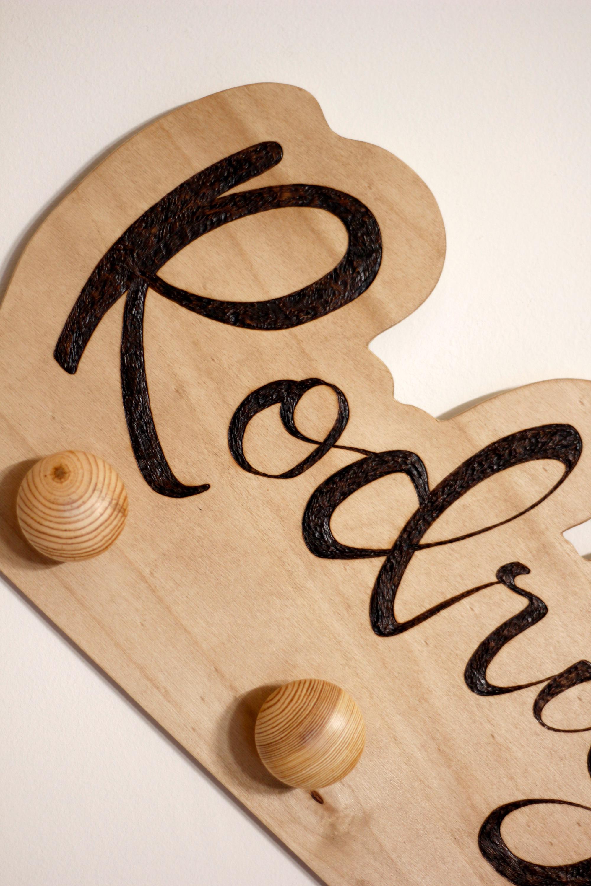 Porte-manteau avec nom / porte-manteau personnalisable / porte-manteau en bois / porte-manteau décoratif / porte-manteau pour enfants / cintres en boi