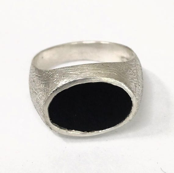 手作りのスターリングシルバーシグネットリング：オニキスの宝石、現代