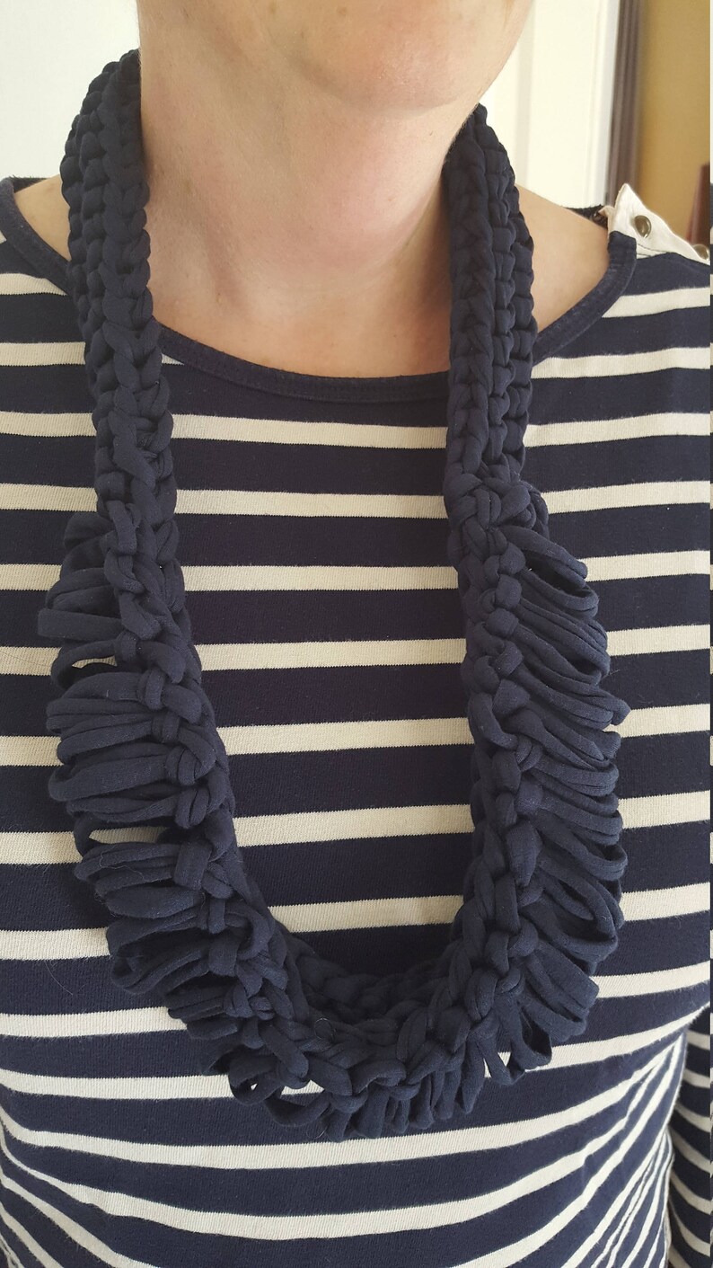 T-Shirt Yarn Lei Necklace Hand Knit Navy Blue image 4