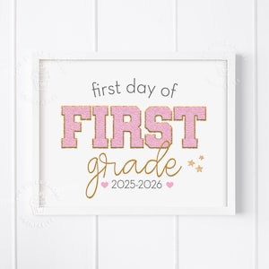 Placa para o primeiro dia da 1ª série: Adereço fotográfico em lousa rosa pastel (download em JPEG e PDF)