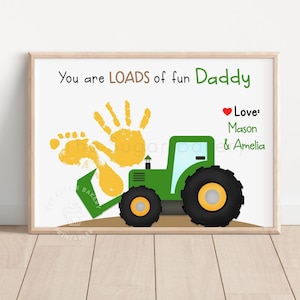 Vous êtes beaucoup de plaisir art d'empreinte de main de papa, artisanat d'empreinte de main de tracteur vert de fête des pères, cadeau d'artisanat pour papa, art d'enfant de chargeuse imprimable d'empreinte de pas
