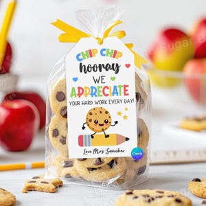 Chip Chip Hooray Anhänger, Lehreranreiz-Anhänger, LEHRER Dankeschön-Anhänger, Schuljahresende-Anhänger, Geschenk für Lehreranerkennung, Lehrer-Cookie-Anhänger
