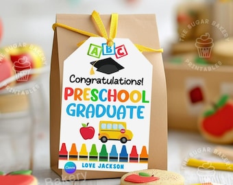 Etiquetas de graduación preescolar editables Felicitaciones PREESCOLAR Etiqueta de graduación Etiquetas de recuerdo para el aula imprimibles Etiqueta de regalo de fin de año escolar estudiante