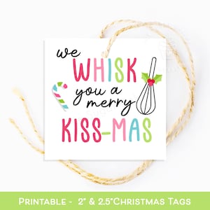Etichette regalo personalizzate per frusta di Natale, frusta per un allegro bacio, etichetta per frusta di Natale, etichetta per bomboniera natalizia, vicino al cesto regalo