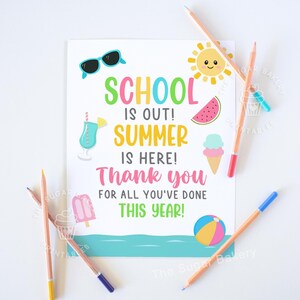 La scuola è finita, l'estate è arrivata. Biglietto di ringraziamento per l'insegnante. Stampabile 5x7. Regalo di fine anno scolastico. Biglietto estivo per l'insegnante. Download digitale per l'insegnante.