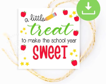 A little treat to make the school year SWEET TAG, First Day of school Apple cookie tag, TEACHER Appreciation Gift treat tag for student