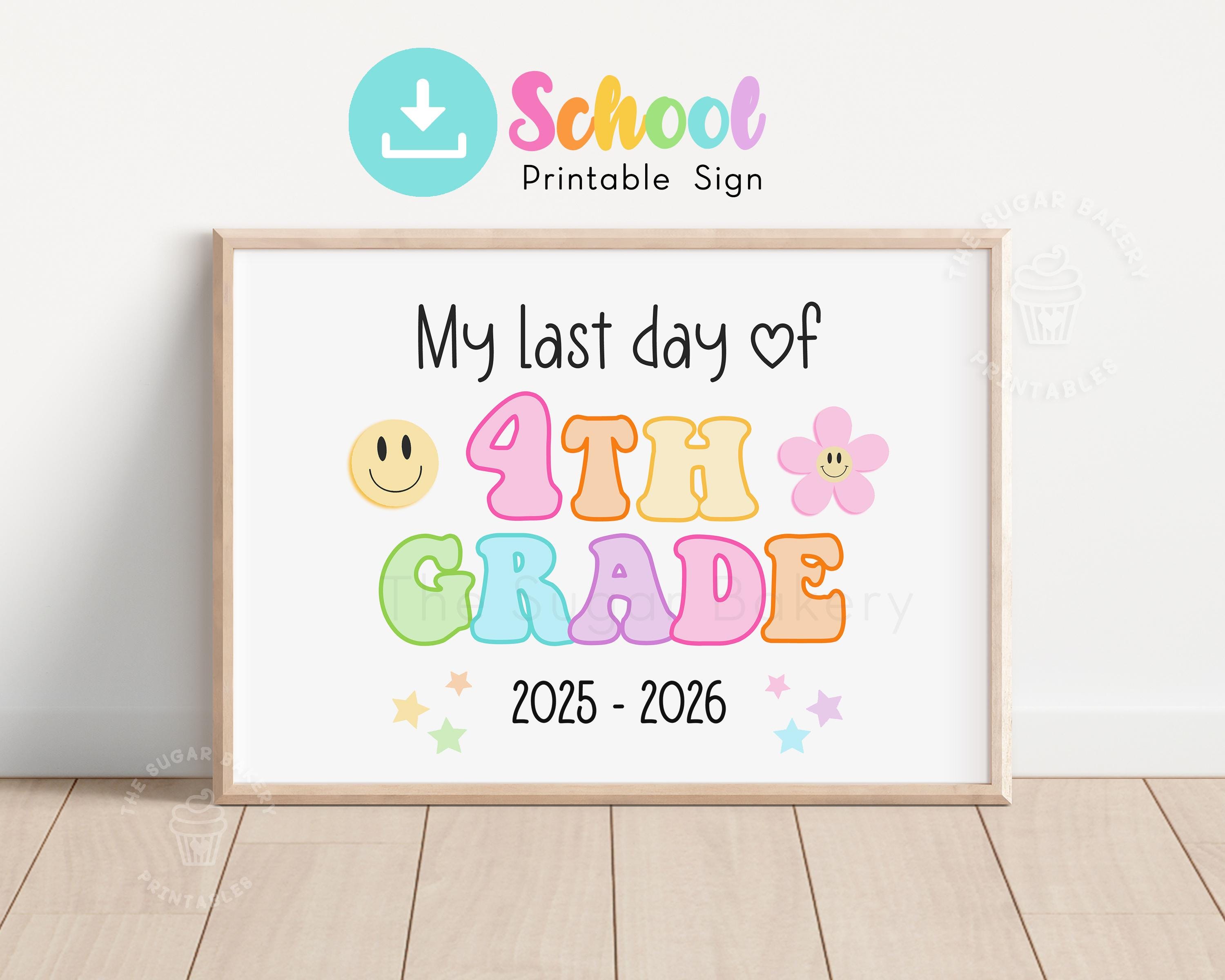 AAROENLYS Last Day Of School Chalkboard Sign - 10x15 Inch Wood Board Photo Prop For Kids