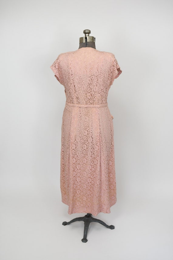 Early 1950s Pink Lace Dress with Beaded Collar an… - image 4