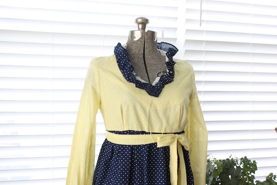 1970s Two-Tone Polka-Dot Baby-Doll Dress - image 2