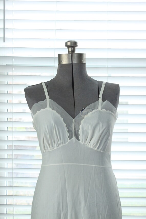 1940s Nylon Nightgown/Slip With Scalloped Cups an… - image 2