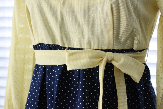 1970s Two-Tone Polka-Dot Baby-Doll Dress - image 4