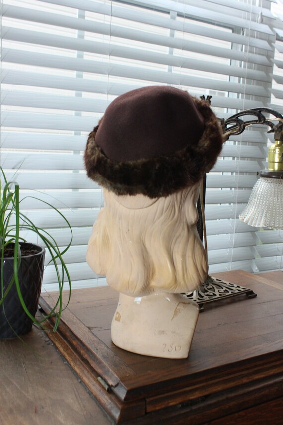 1950s Brown Felt Fur Trimmed Capulet Hat - Gem