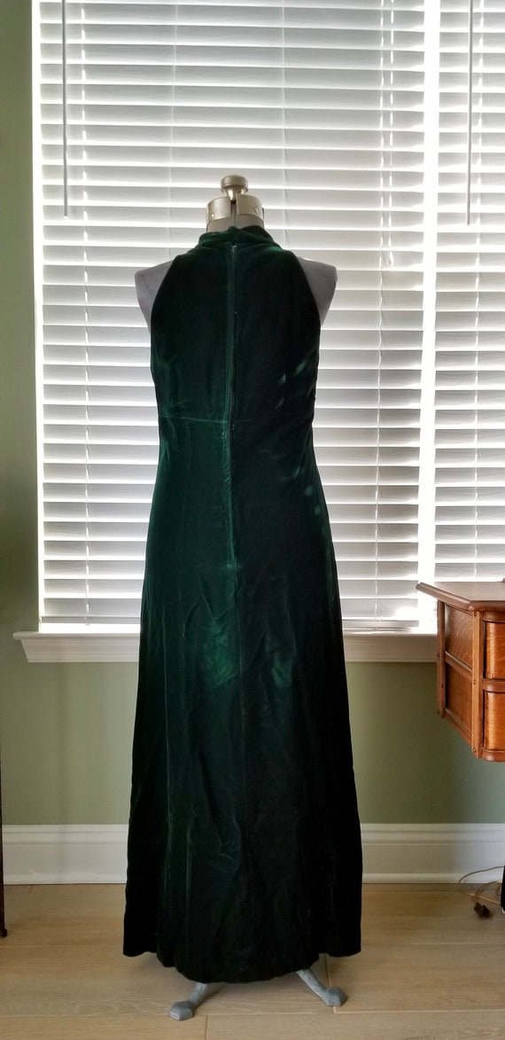 1960s Forest Green Velvet Gown with Rhinestones - image 4