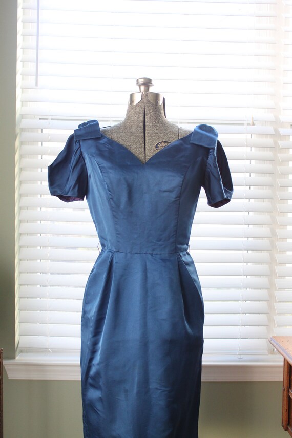 1960s Deep Blue Wiggle Dress with Sleeve Cut Outs… - image 2
