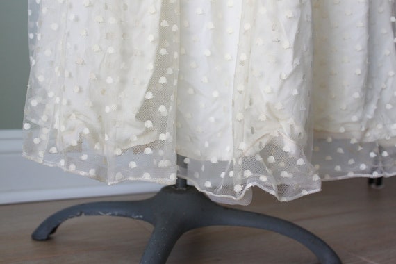 1960s-70s Swiss Dot Maxi with Cream Floral Trim - image 6