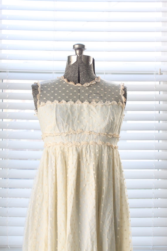 1960s-70s Swiss Dot Maxi with Cream Floral Trim - image 2