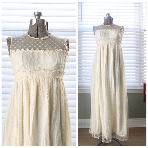 1960s-70s Swiss Dot Maxi with Cream Floral Trim - image 1