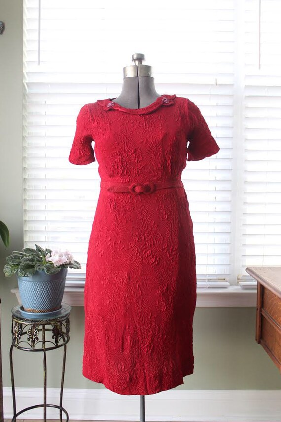 1940s Lipstick Red Brocade Wiggle Dress with Matc… - image 7