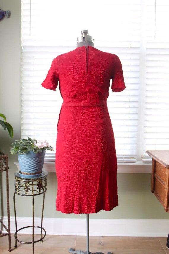 1940s Lipstick Red Brocade Wiggle Dress with Matc… - image 3