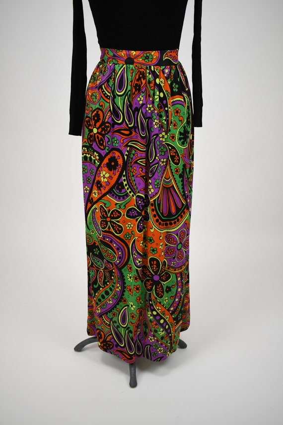 1960s-1970s Psychedelic Floral Paisley Print Maxi… - image 3