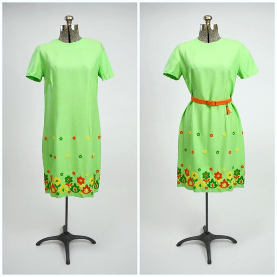 1960s Lime Green Linen Shift Dress with Embroider… - image 1