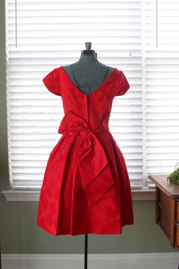 Early 1960s Red Rose Brocade Cocktail Dress - image 4