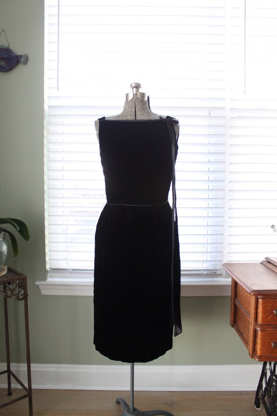 1960s Ink Black velvet Wiggle Dress with Long Sati