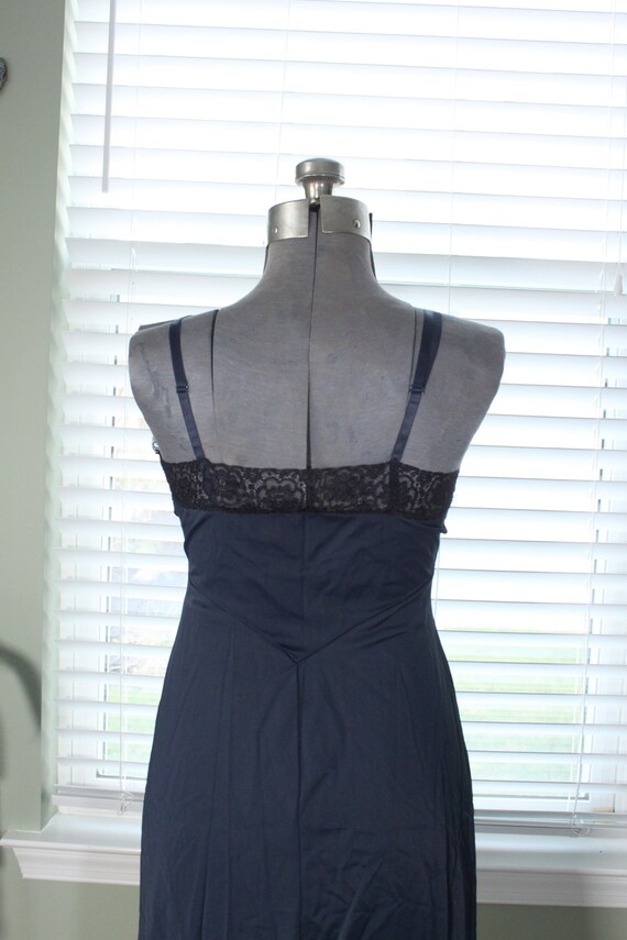 1950s Nylon Navy with Black Lace Nightgown/Slip - image 8