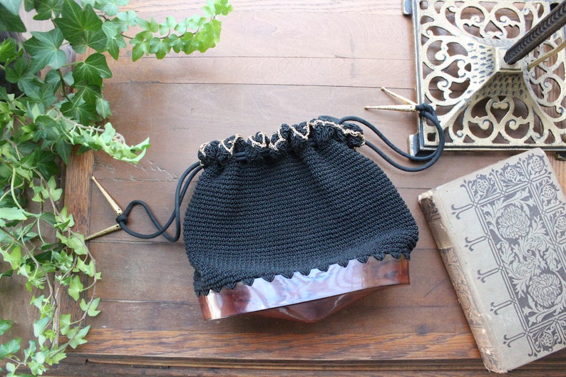 1940s Crochet Drawstring Purse with Tortoiseshell Base