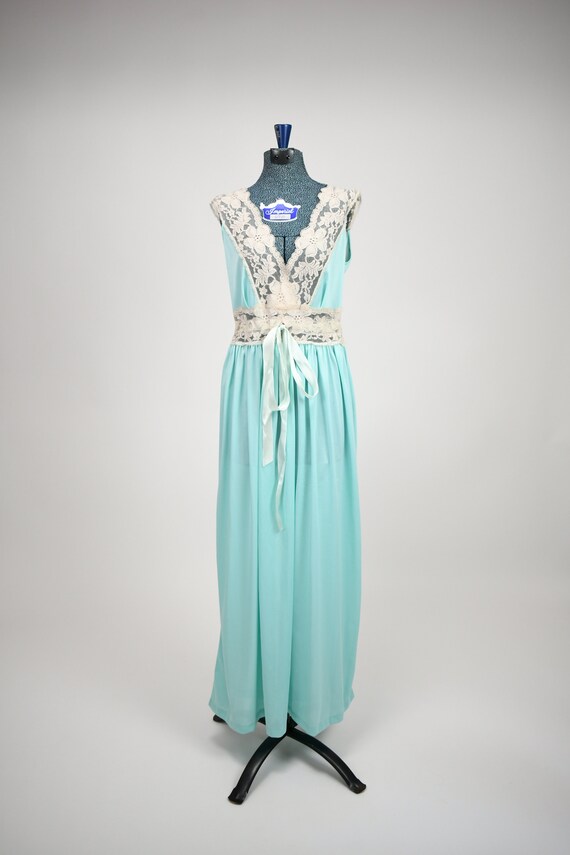 1960s-70s Aqua Blue Ankle Length Nightgown with L… - image 9