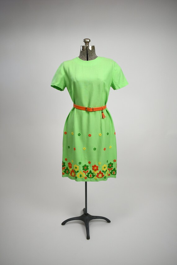 1960s Lime Green Linen Shift Dress with Embroidered Flowers in Orange, Yellow and Dark Green