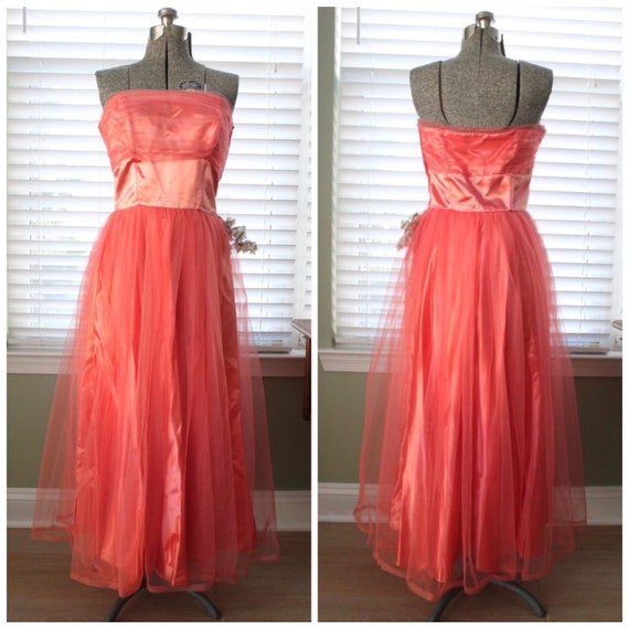 1940s-1950s Coral Tulle Floor-Length Prom Dress - image 1