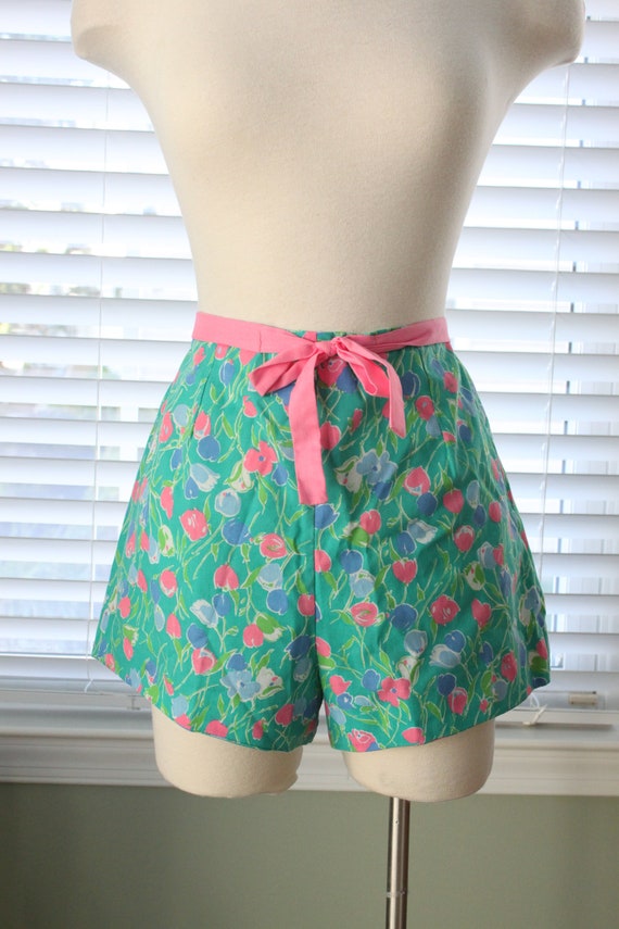 1960s Green and Pink Floral Shorts with Tie Belt