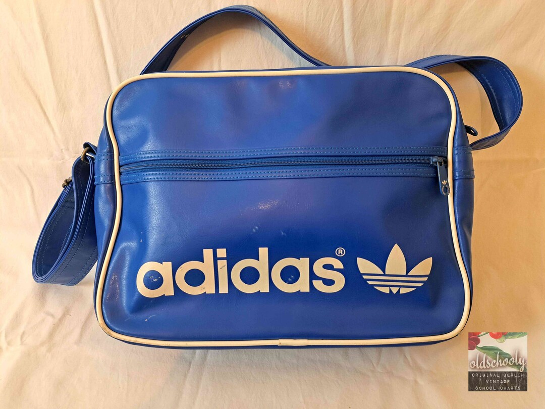 Vintage Sport Bag Adidas 20 Original 1980s blue Rare Antique Vintage