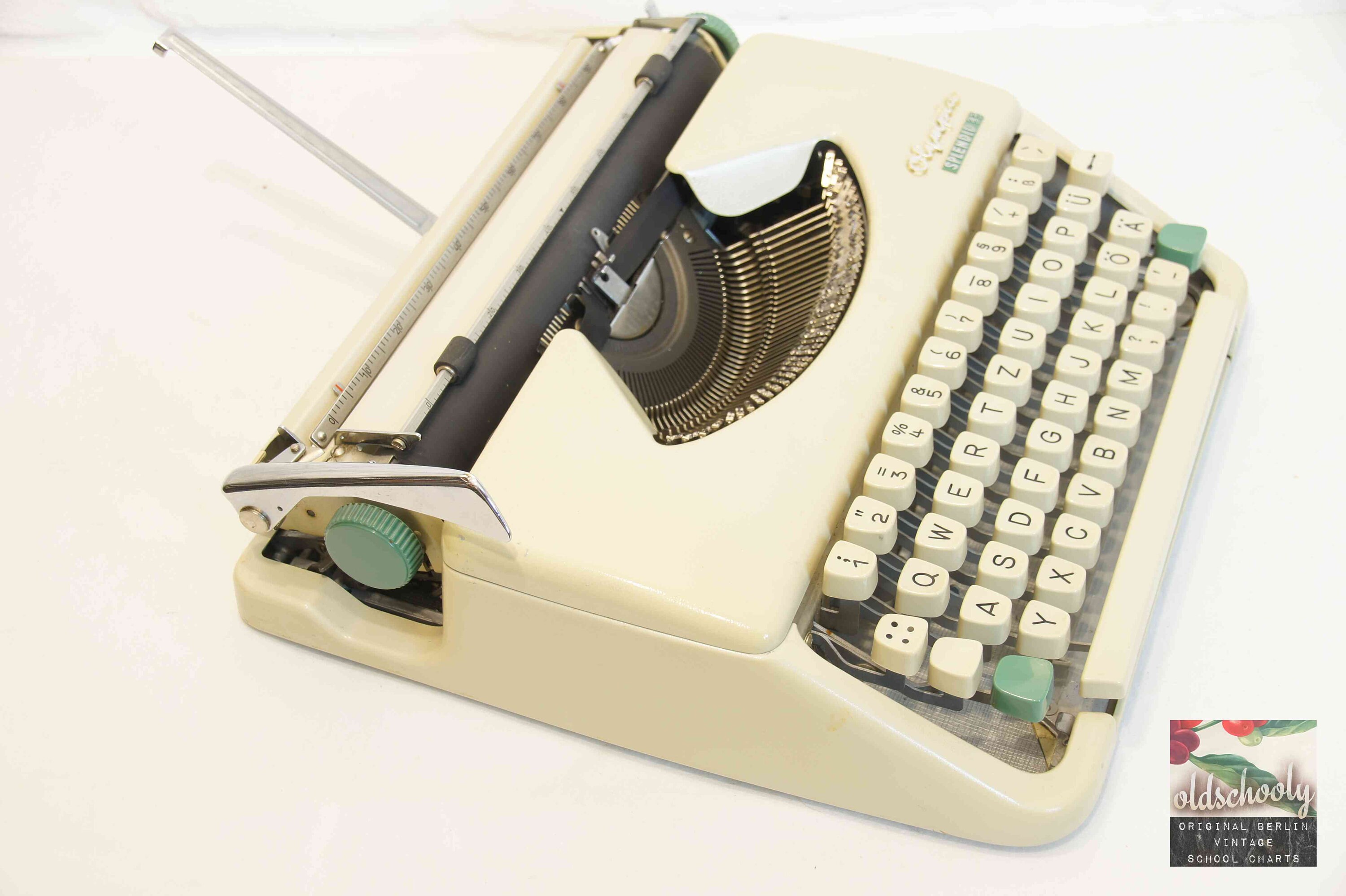 ビンテージタイプライター OLYMPIA SPLENDID 33 ホワイト (tw47)、1950