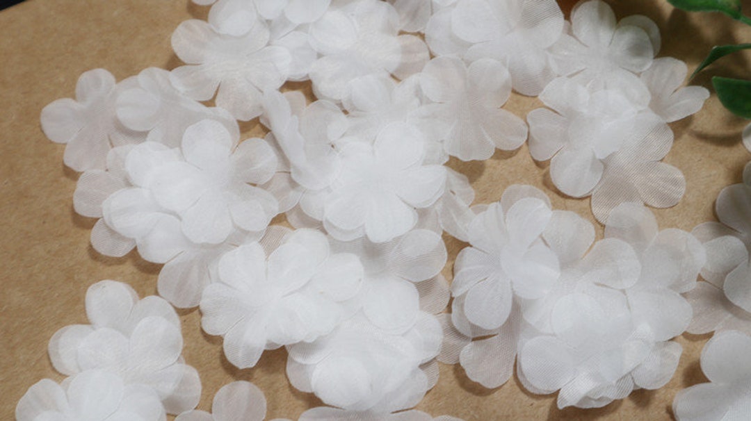 3.5cm off White Fabric Flower Petal, Organza Floral Patels for Bridal