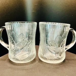 Vintage Arcoroc Glass Mugs: Canterbury Crocus Tea Cups, Set of 2