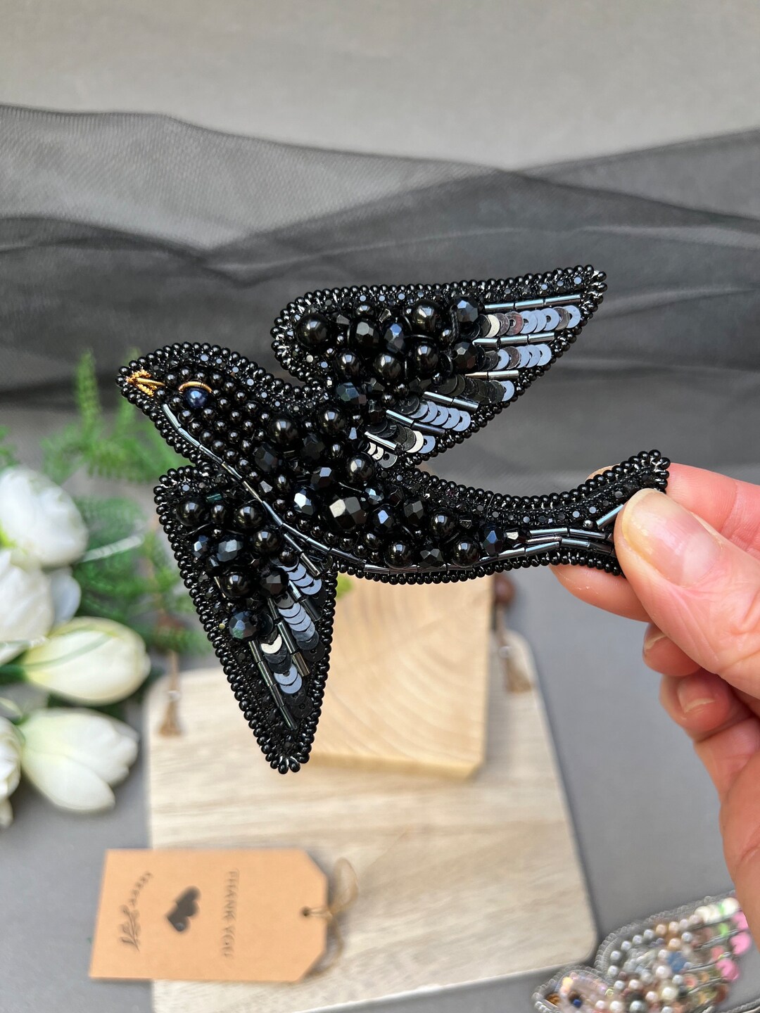 Broche Animalière Vintage Hirondelle - Émail Rose Violine, Couleur Or, Occasion En Parfait état
