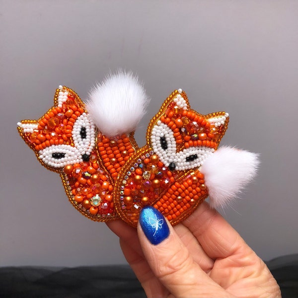 Fox paintingBrooch fox, Brooch Animal, Embroidered Brooch Fox, Shiny Brooch, Fox toy, orange fox ears, Teddy pin